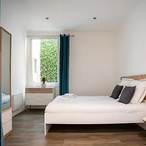 Appartement Cosy 26m2 - Hyper Centre Sxtius Cardeurs - 1 Double Bed - 1 Sofa, Aix-en-Provence