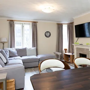 Fantastic 2bd In The Location In Apartment Dublin